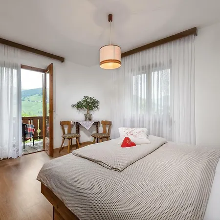 Ringlerhof Apartment Braies  Exterior photo